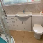 Full bathroom fitting